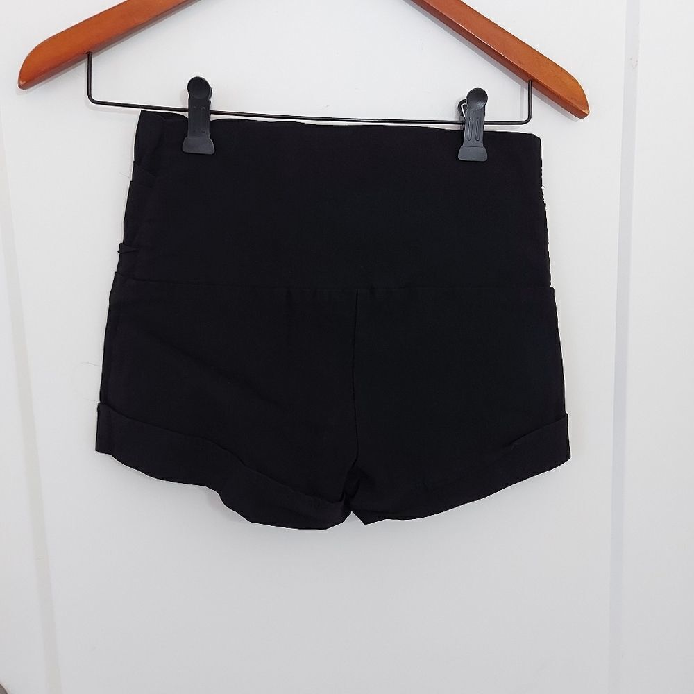 VALIA Shorts Size Small - Picture 3 of 4